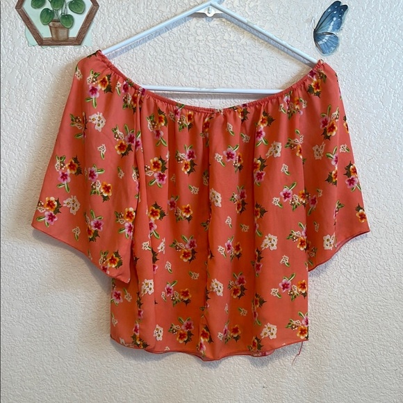 Floral Off-Shoulder Top - Picture 4 of 4